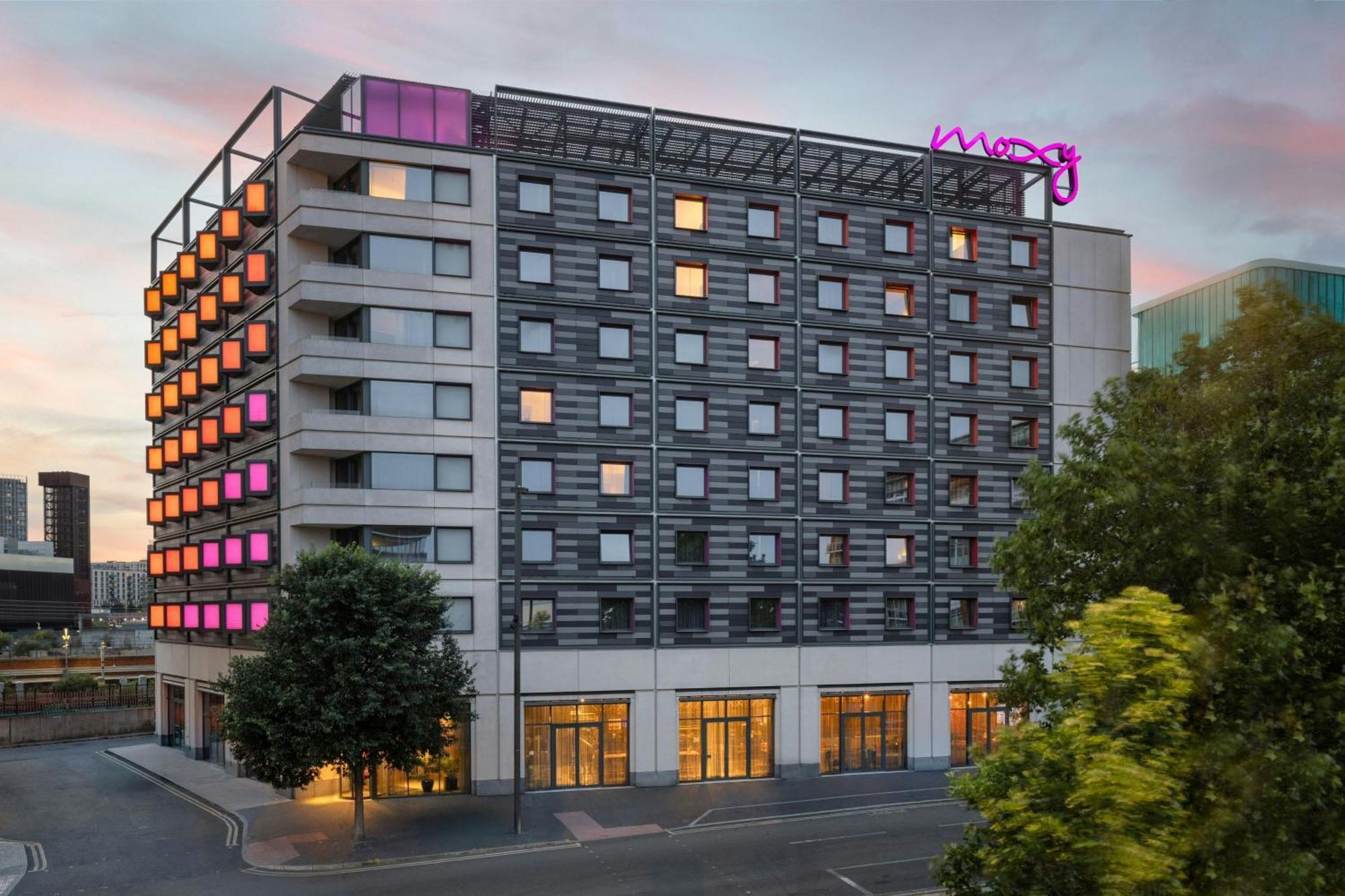 2 Smart Airport Hotels In Klotzsche, Dresden Worth Booking
