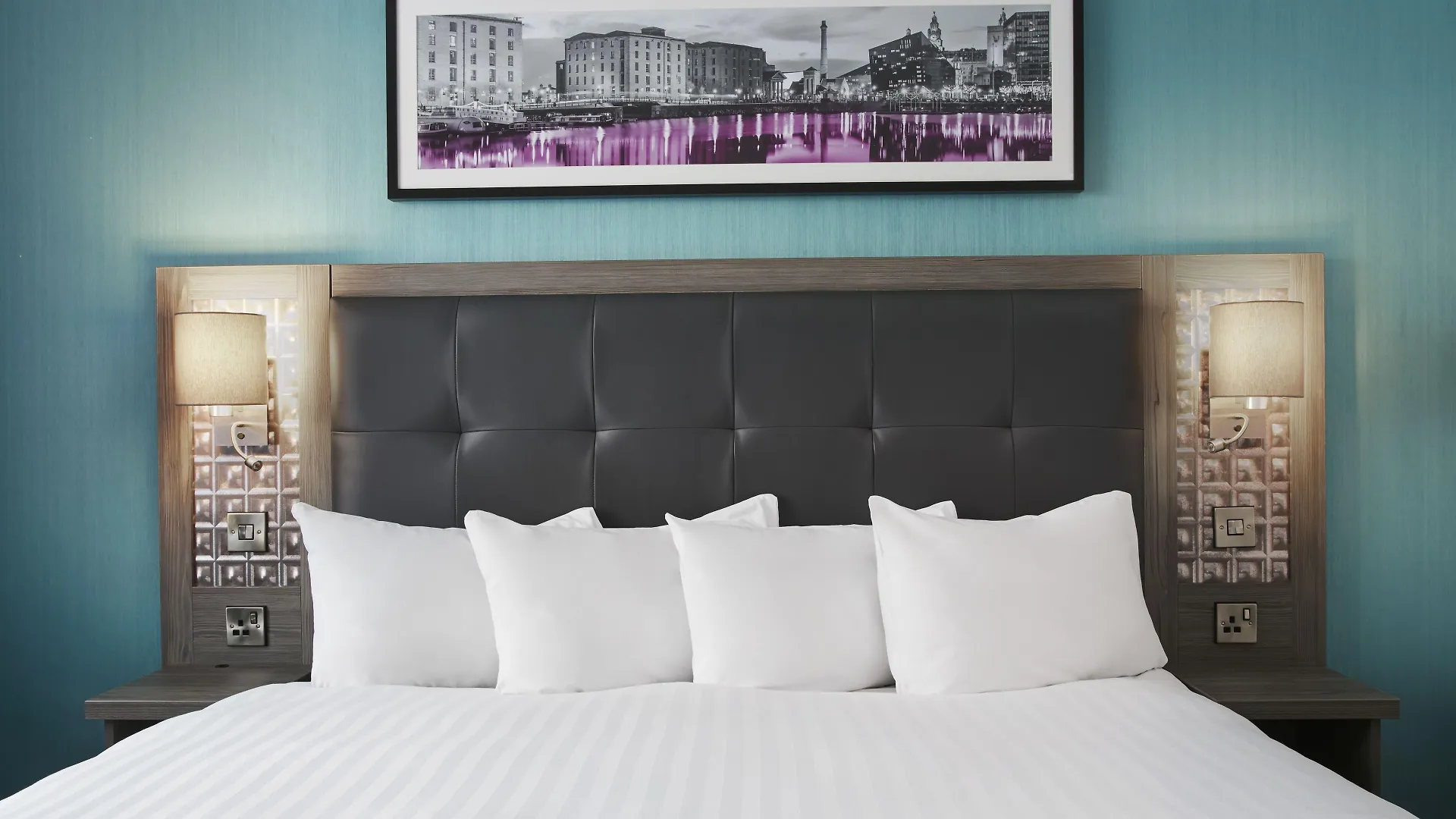 7 Romantic Hotels in Liverpool City Centre Worth Booking