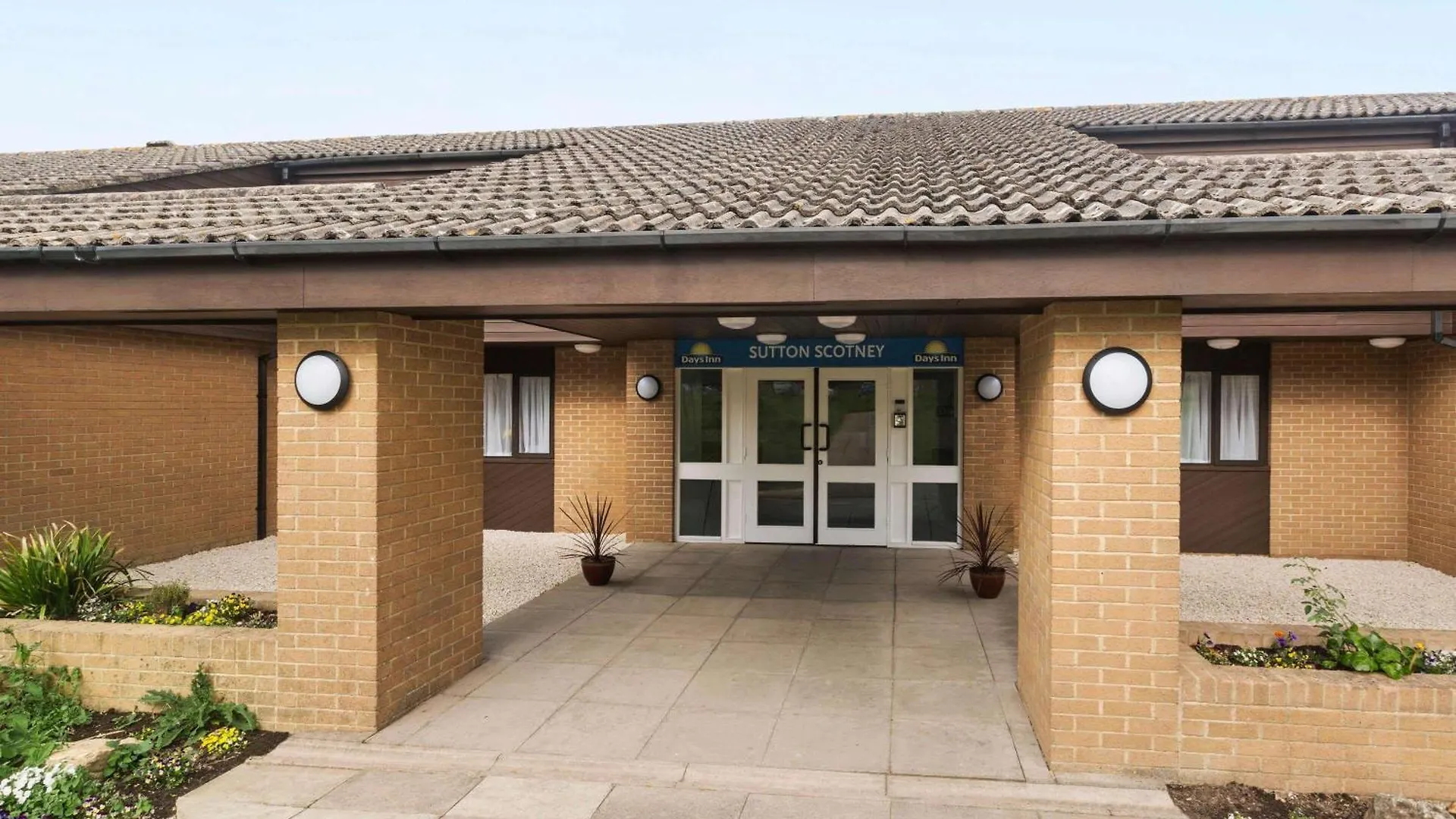 7 Days Inn by Wyndham Hotels in England Worth Booking