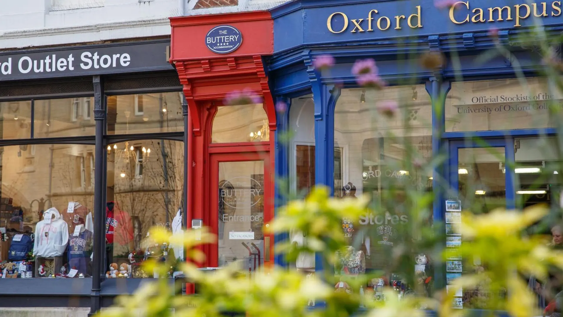 Staying In Oxford City Centre: 6 Four-Star Hotels Compared