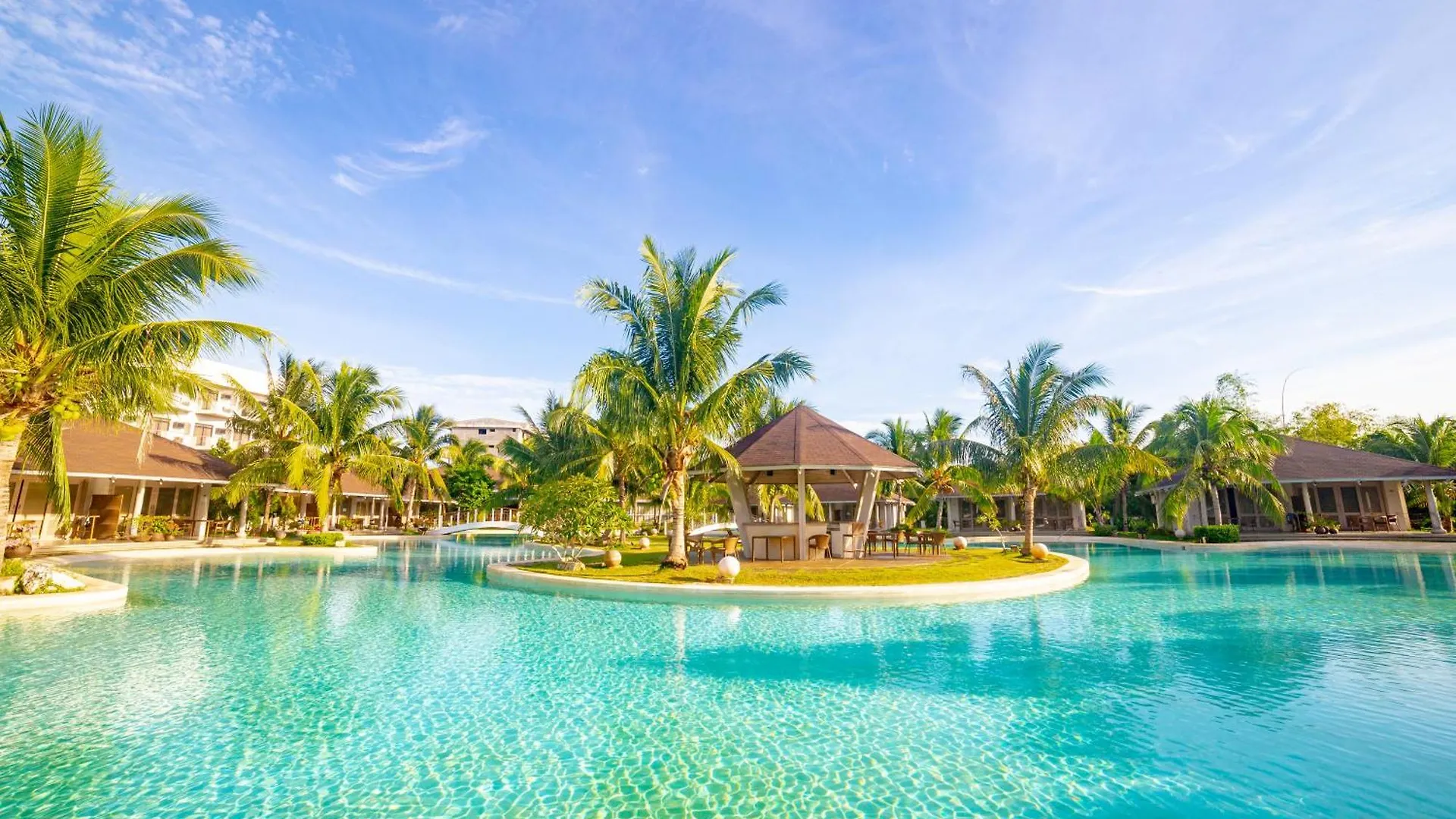 Staying Near Hinagdanan Cave: 4 Dauis Hotels Compared