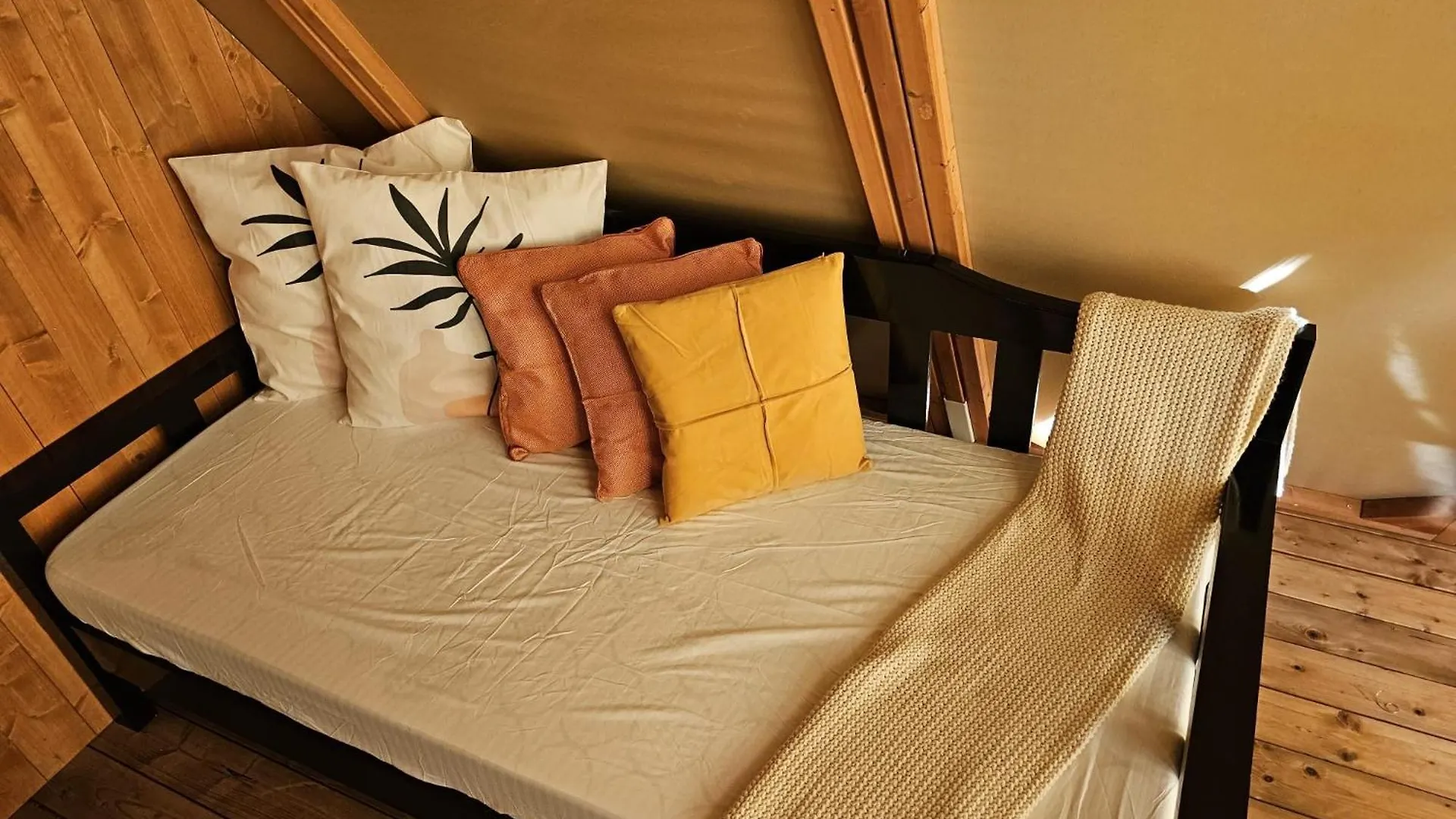 13 Smart 3-Star Hotels In Visayas Worth Booking
