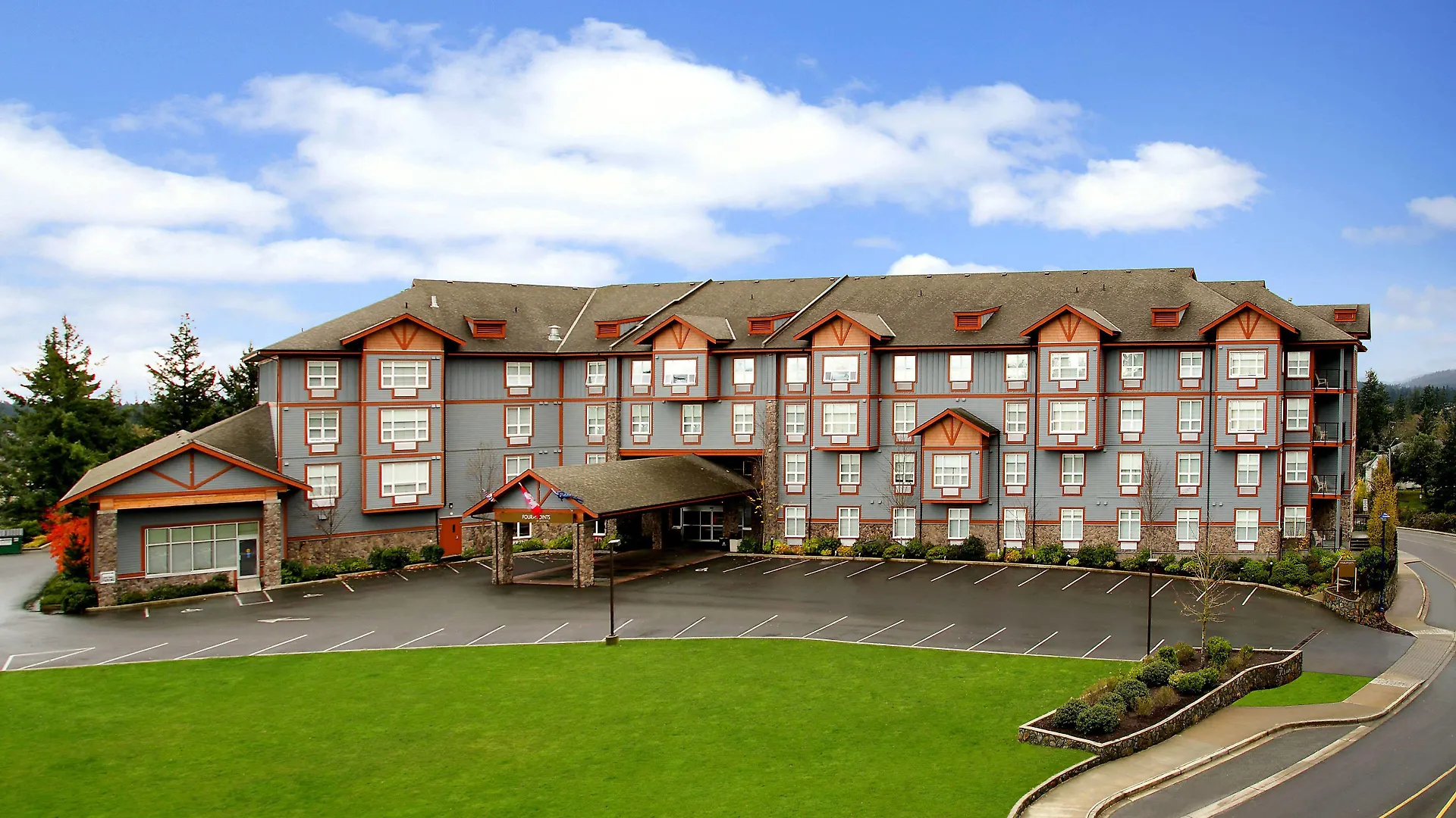 4 Business Hotels Near Francis King Park Worth Booking