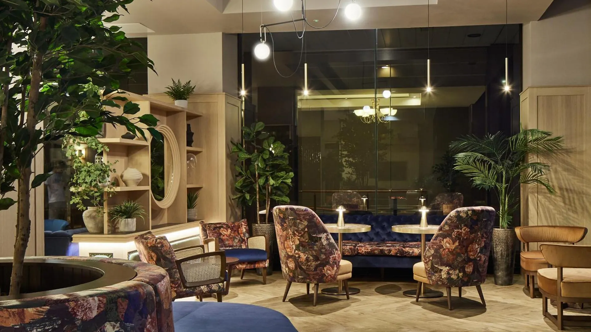 Where to Stay in Grengel: 4 Best 4-Star Hotels