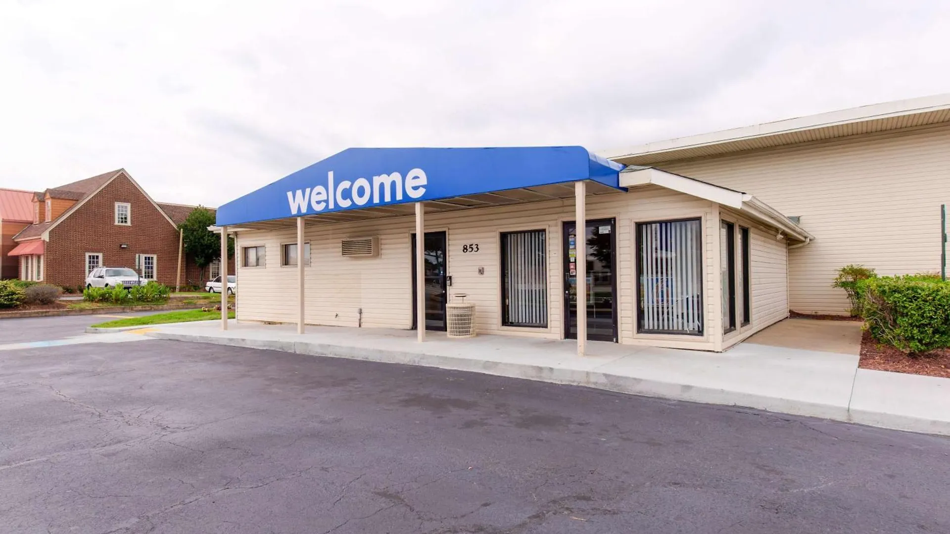 4 Budget Hotels Near Spirit of Norfolk Worth Booking