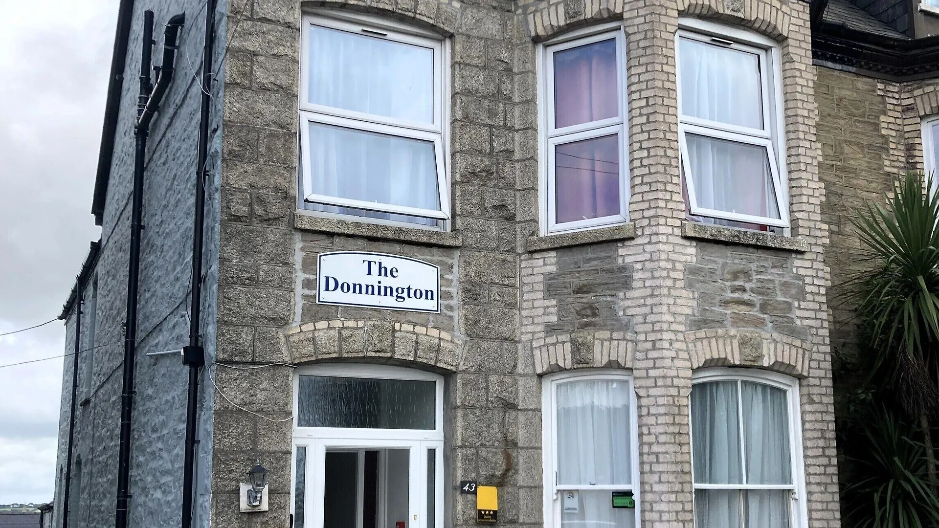 4 Central Hotels Near Cornish Cyder Farm Worth Booking