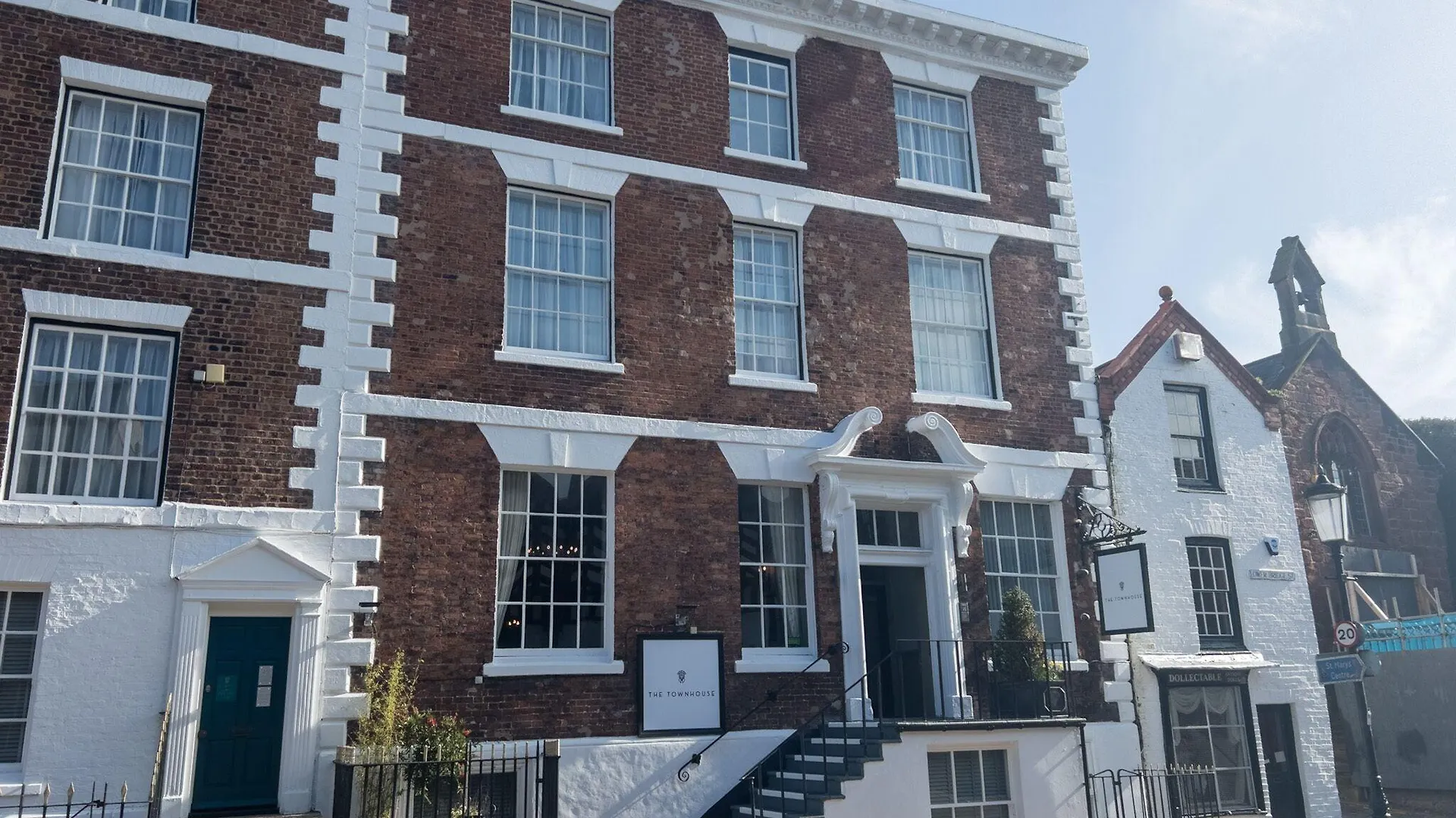 5 Central Hotels in Cheshire That Are Worth Booking