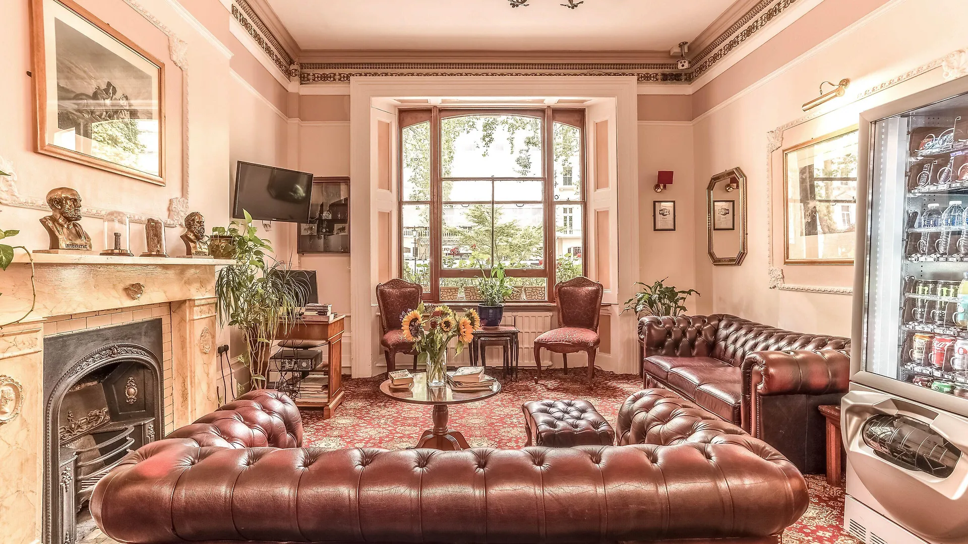 6 Affordable Hotels Near Hyde Park Worth Booking in London