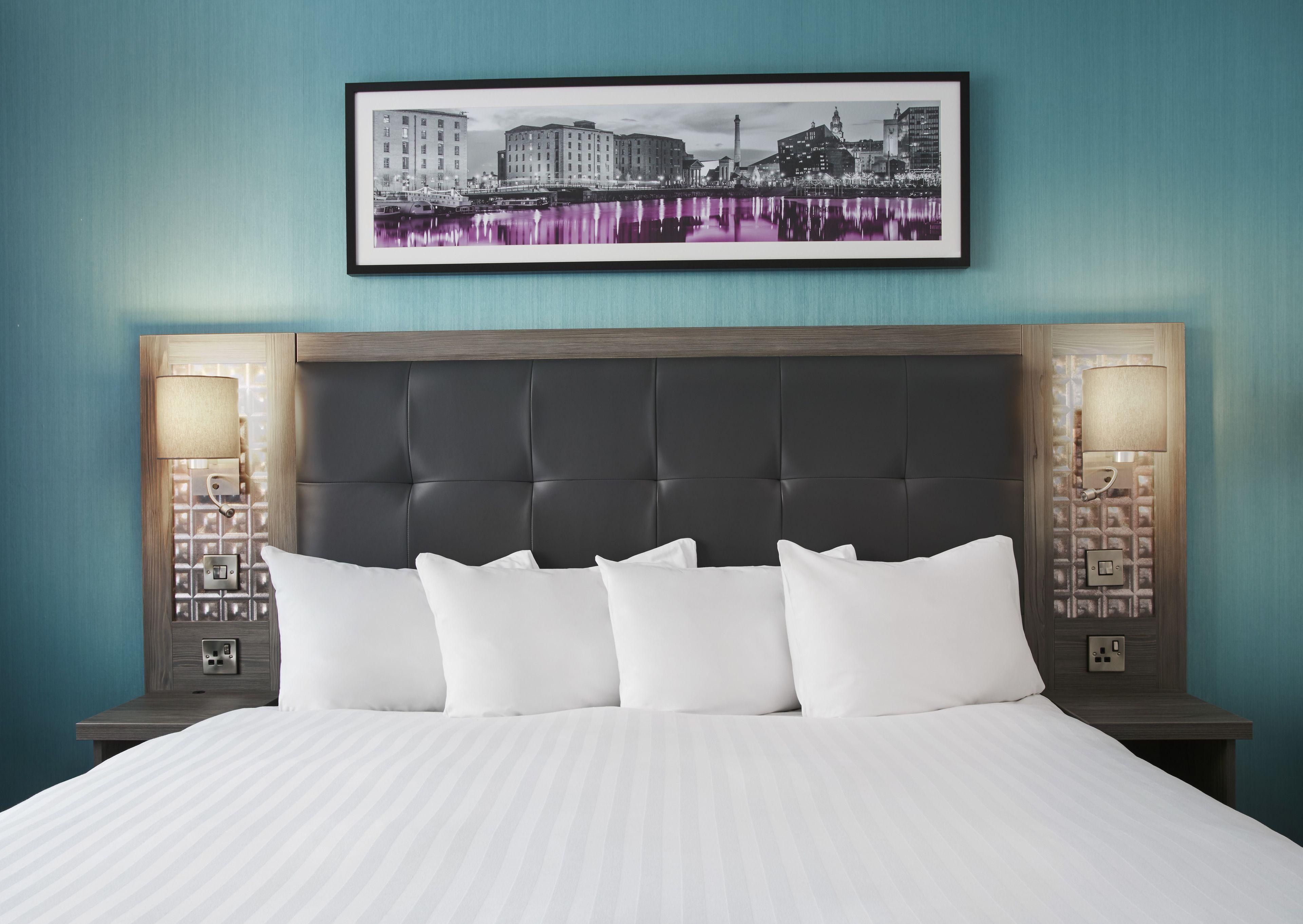 7 Romantic Hotels in Liverpool City Centre Worth Booking
