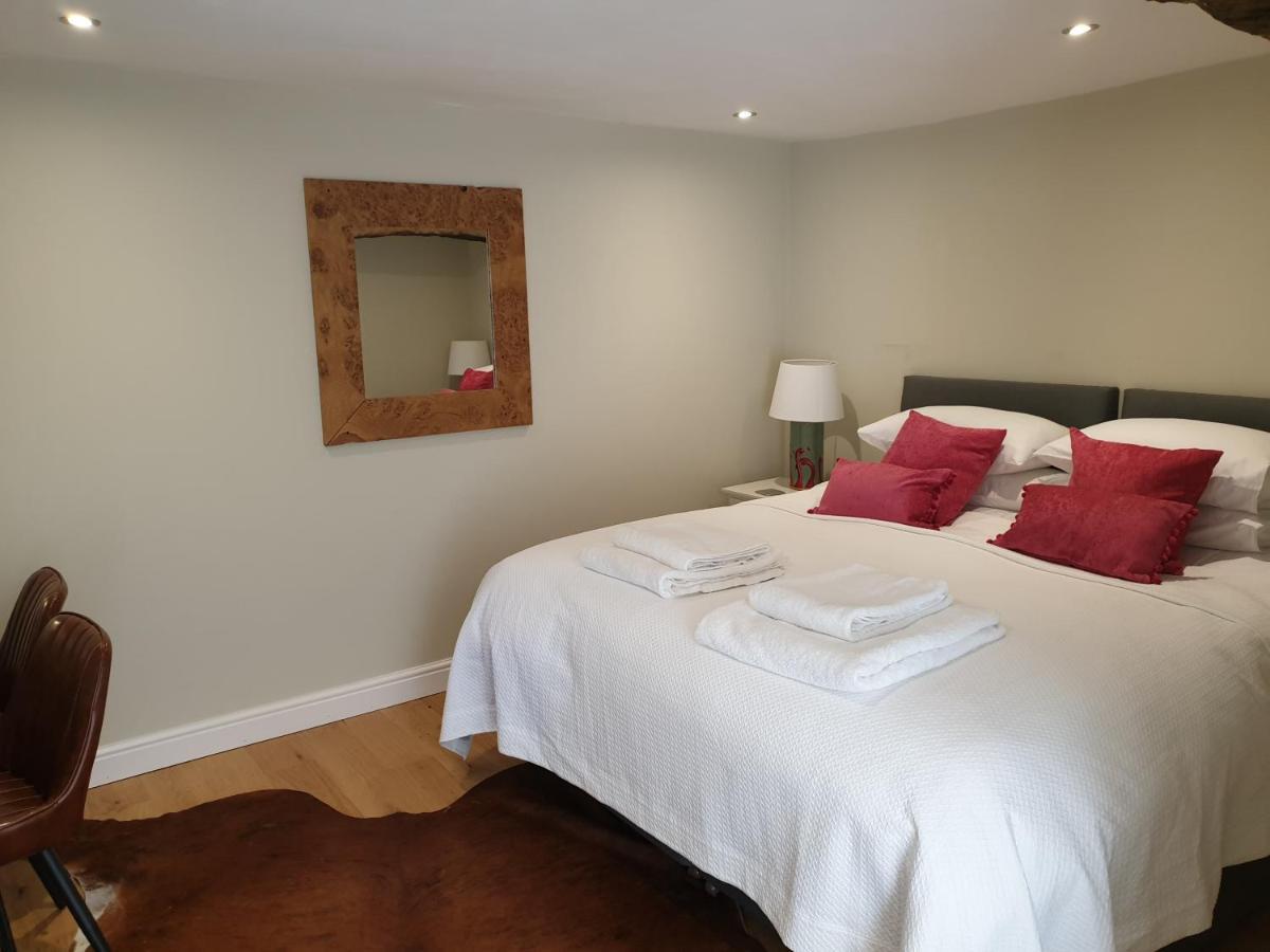 6 Cotswolds Inns That Deliver Genuine Character
