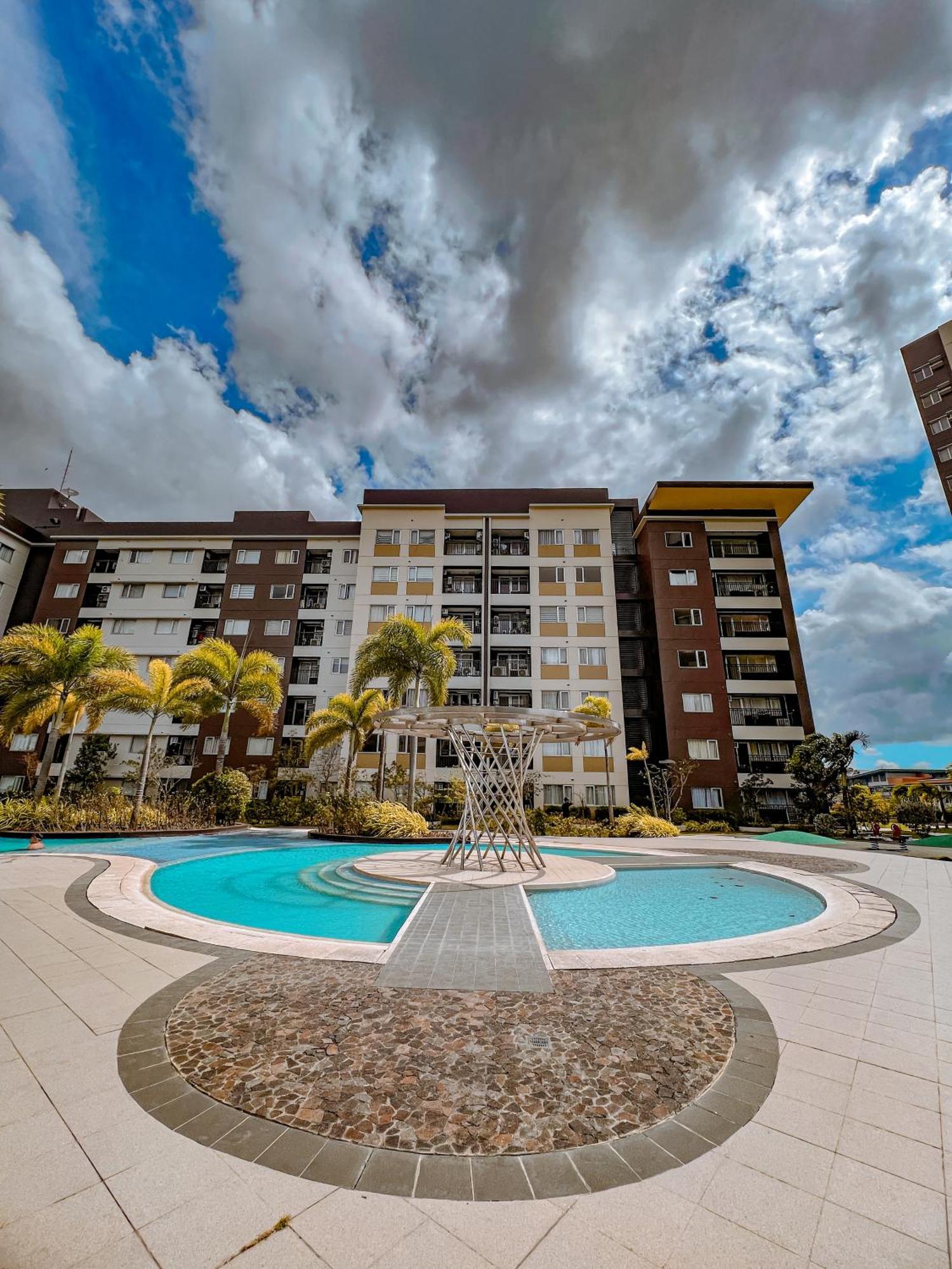7 Smart 4-Star Hotels Near Molo Mansion Worth Booking