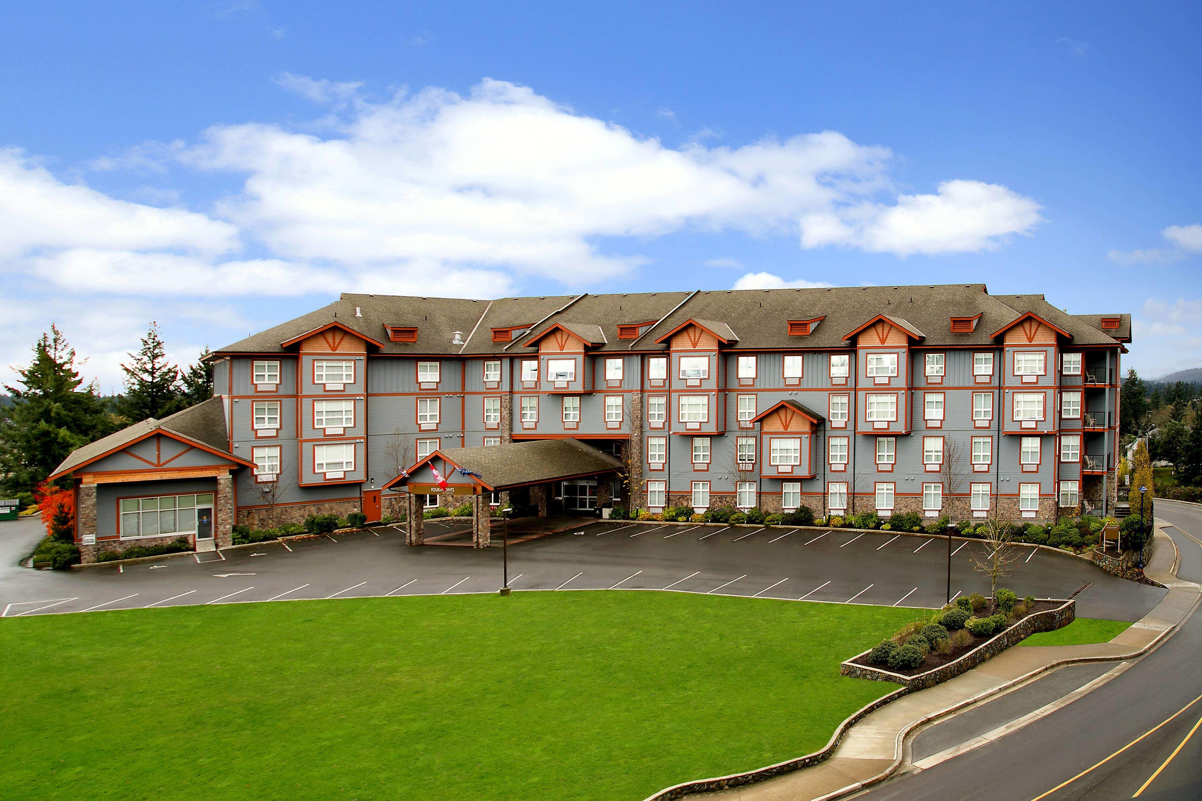 4 Business Hotels Near Francis King Park Worth Booking