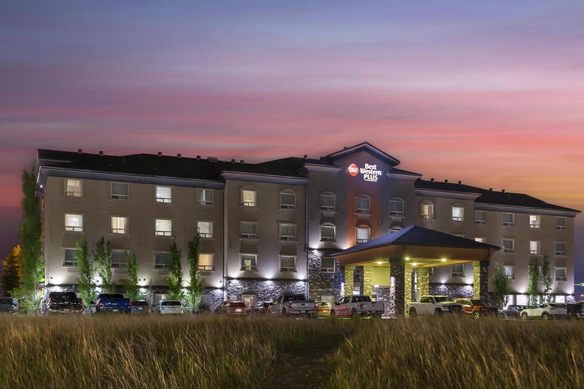 5 Smart Romantic Hotels in Alberta Worth Booking