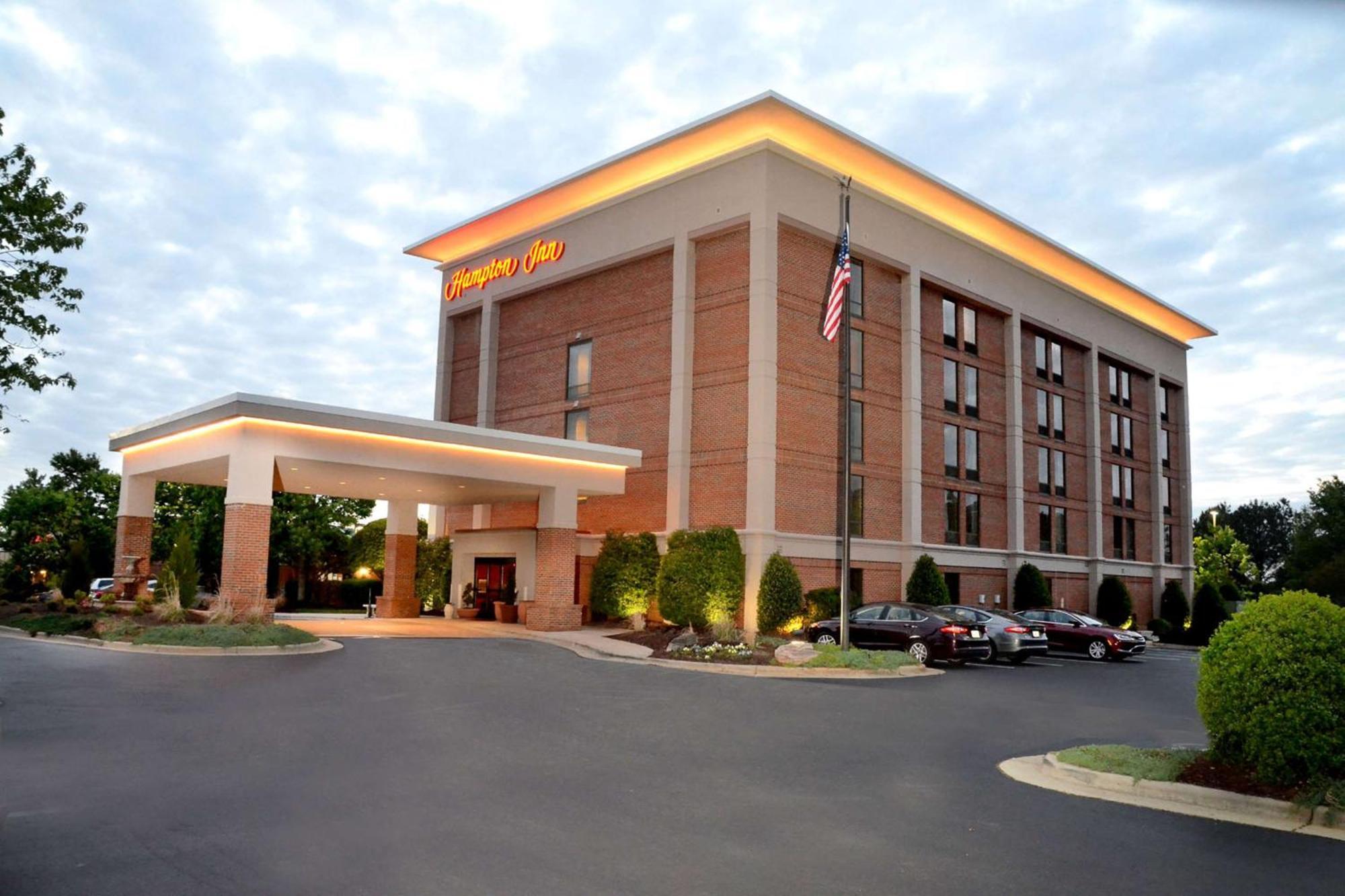 9 Smart Business Hotels Near Shelley Lake Worth Booking