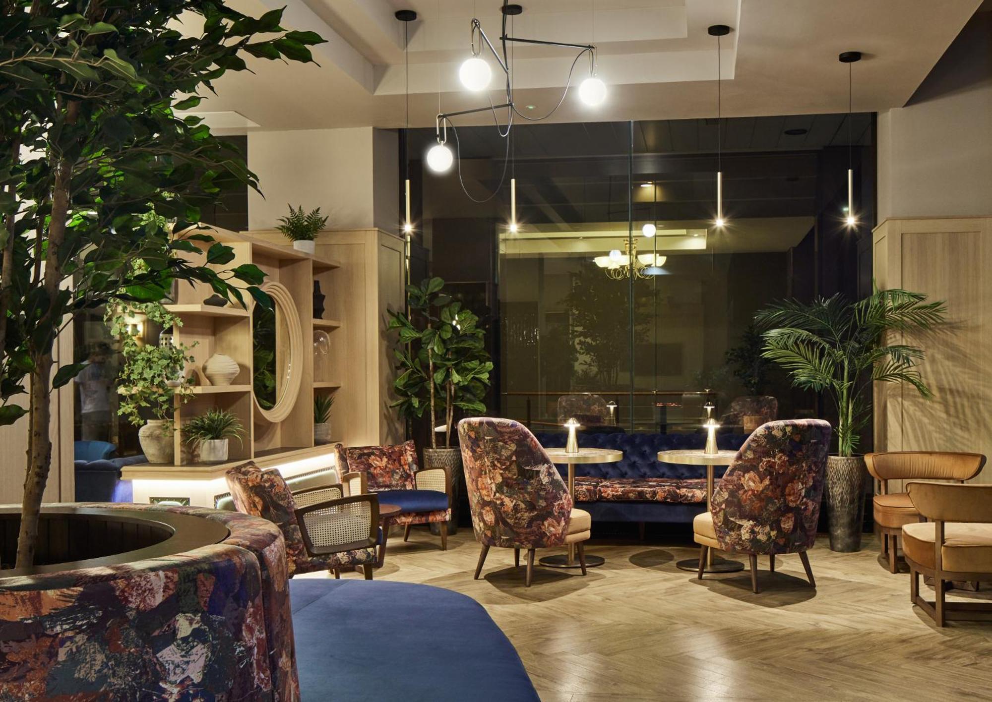 Where to Stay in Grengel: 4 Best 4-Star Hotels