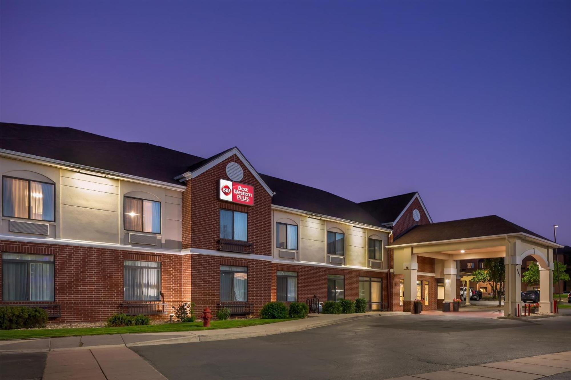 Where to Stay Near Hunter Douglas Business Park: 5 Business Hotels