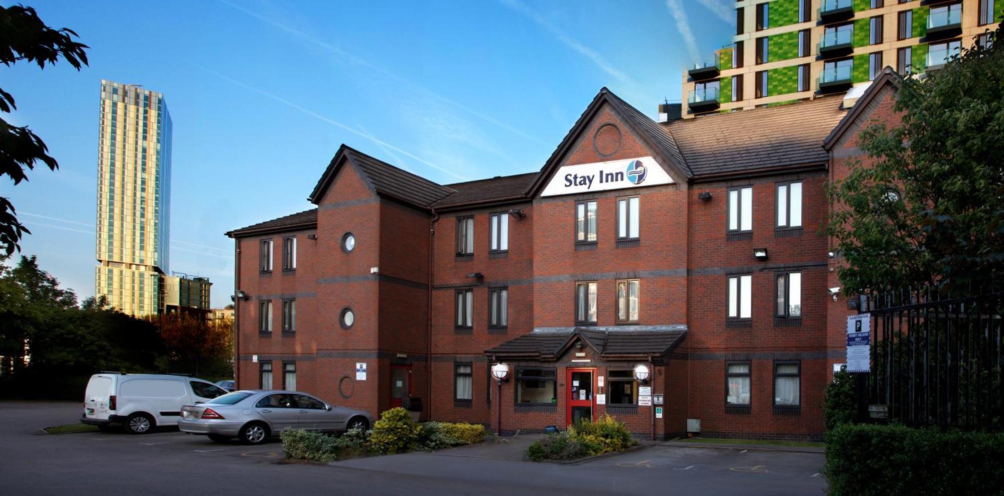 4 Cheap Hotels Near Fletcher Moss Gardens Worth Booking