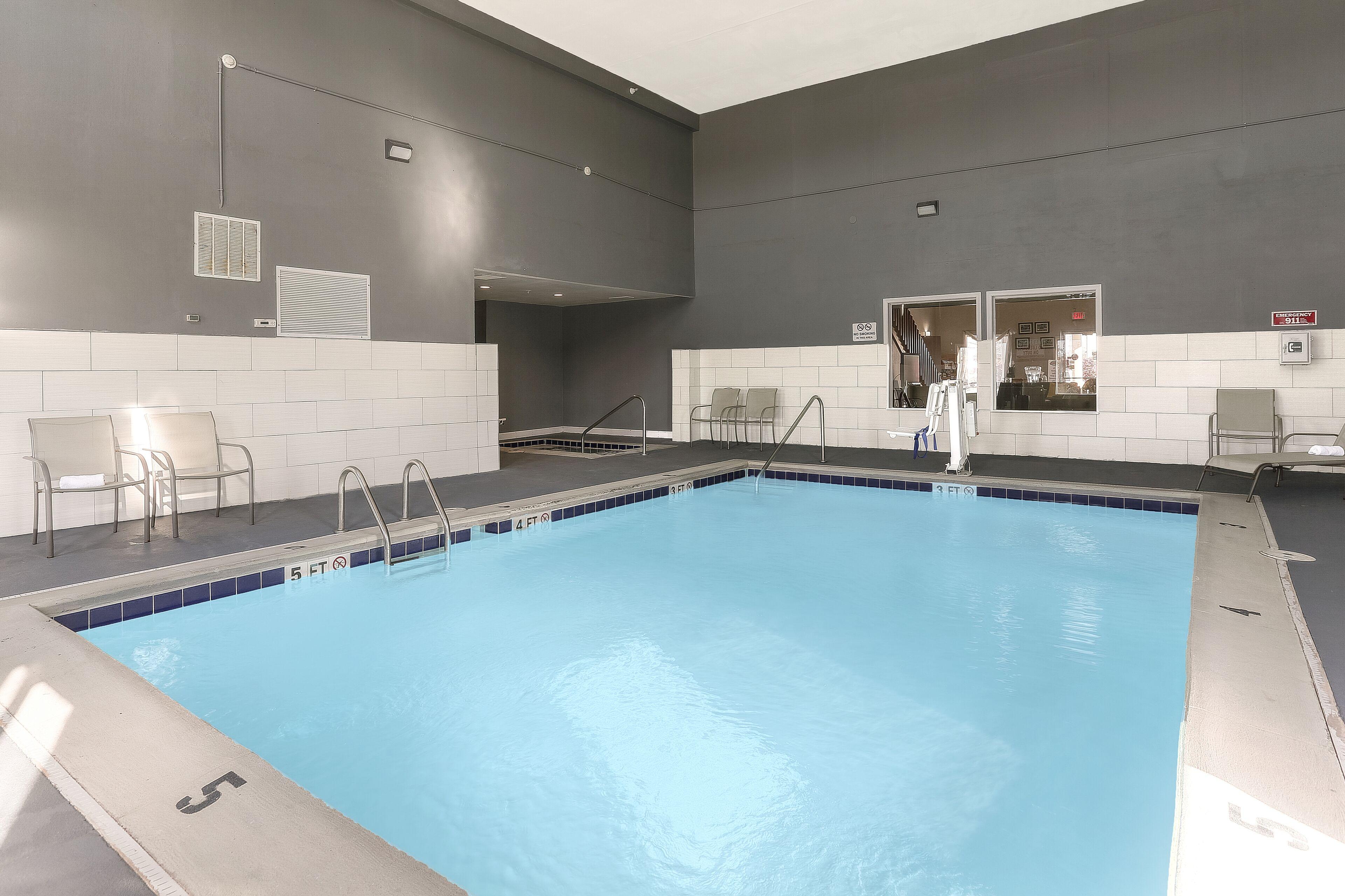Where to Stay Near Warren County Parks Athletic: 5 Business Hotels