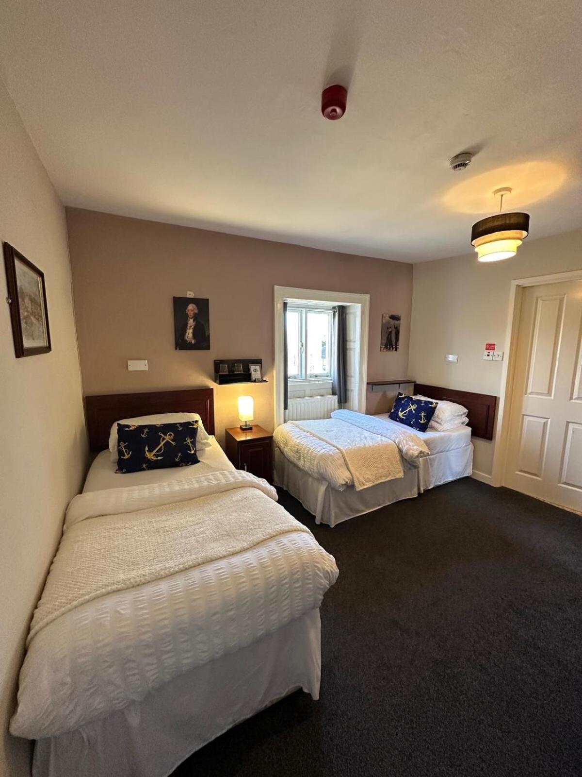 4 B&Bs and Apartments Near Hexham Abbey That Deliver