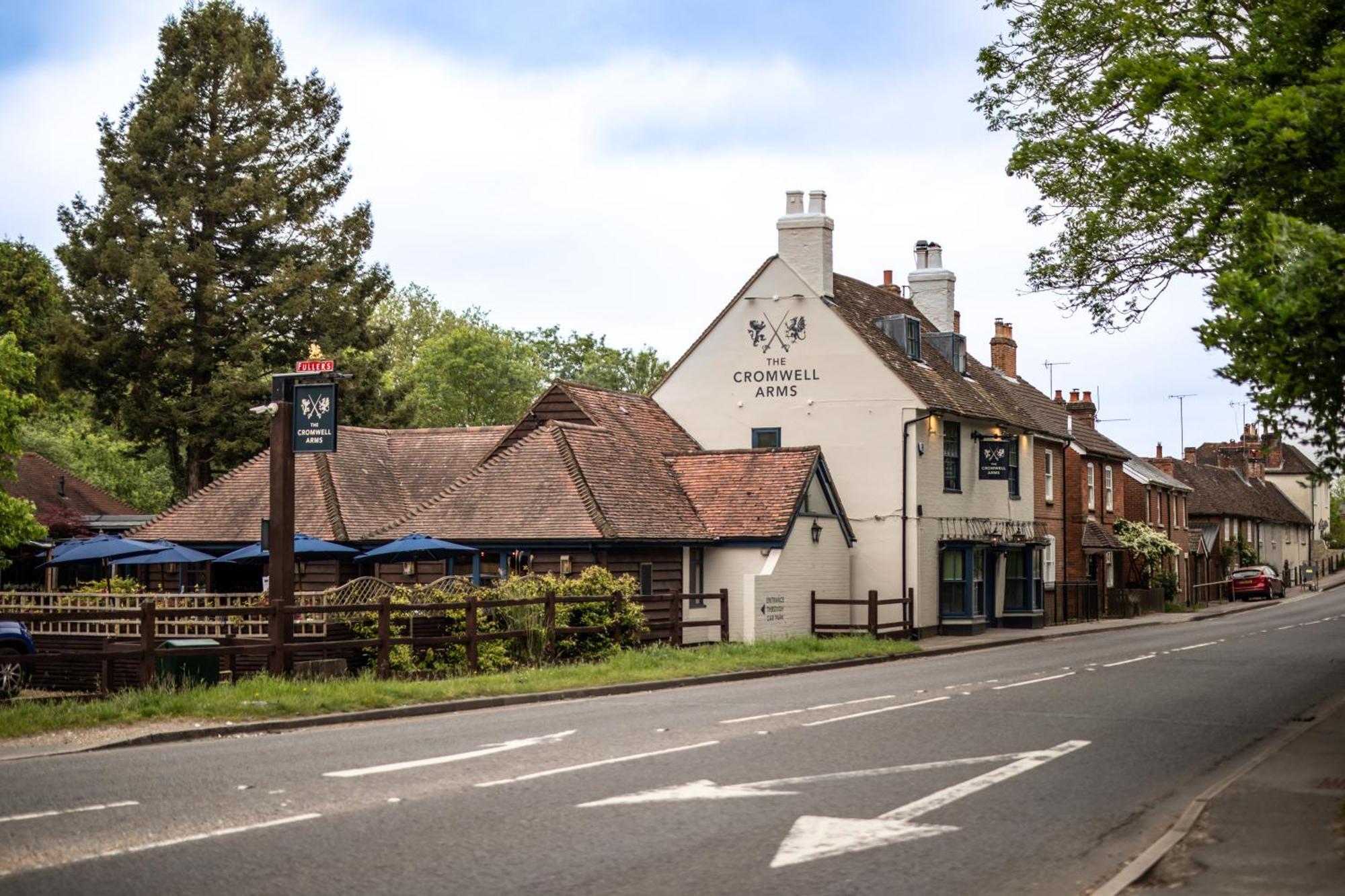 Where to Stay Near Wellow Golf Club: 2 Best Comfort Hotels